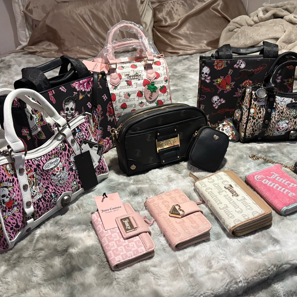 Juicy Couture Pink and Black Wallet Collection - Picture 2 of 2